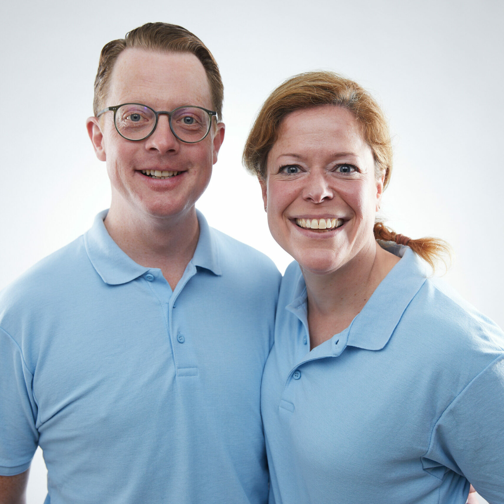 Frau Dr. med.vet. Inga Reche und Praxismanager Herr Garlef Konrad Reche